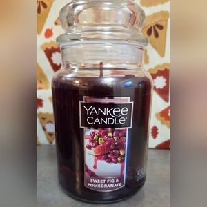 🆕️🎁Yankee Candle-Sweet Fig And Pomegranate🎄🕯🎅🦌❄️